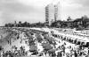 Playa Pocitos y Hotel Rambla. Año 1936 (Foto 6655 FMH.CMDF.IMM.UY)